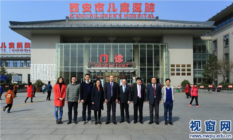 我校顾问教授Alan Russell赴西安市儿童医院、