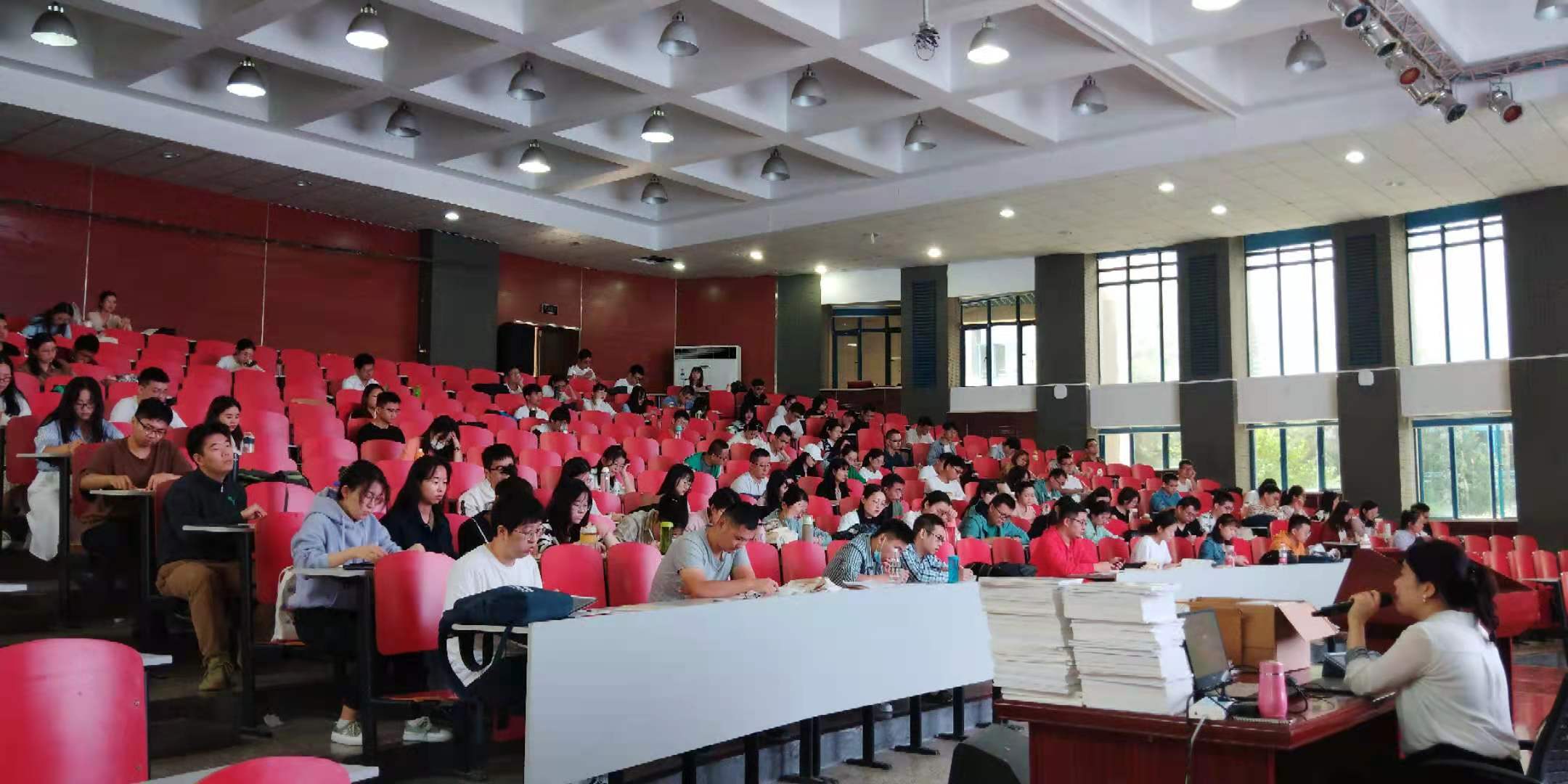 【我为群众办实事】学生职业发展指导服务中心积极组织选调生备考工作