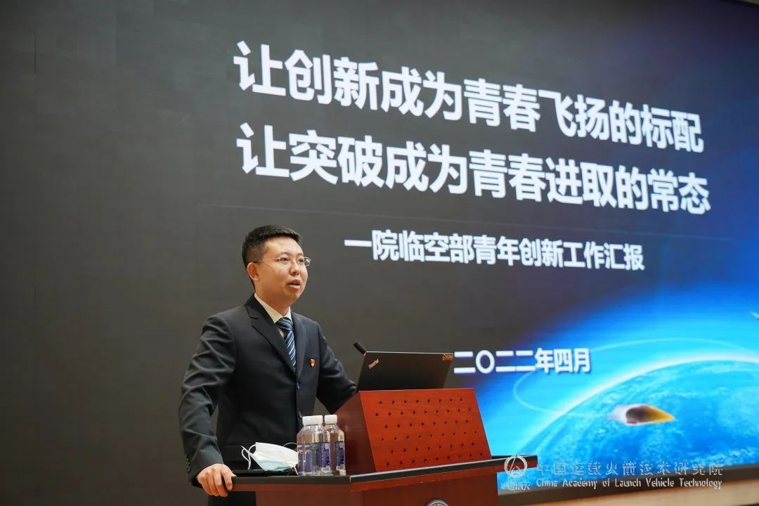梁烨琛.jpeg 梁烨琛.jpeg