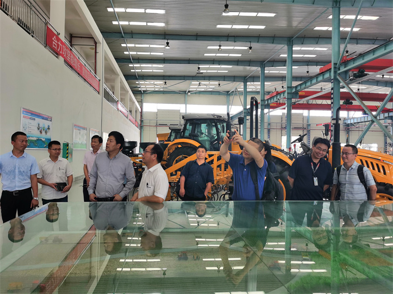 科学技术研究院和机电学院共赴柳州融水开展科技合作与交流