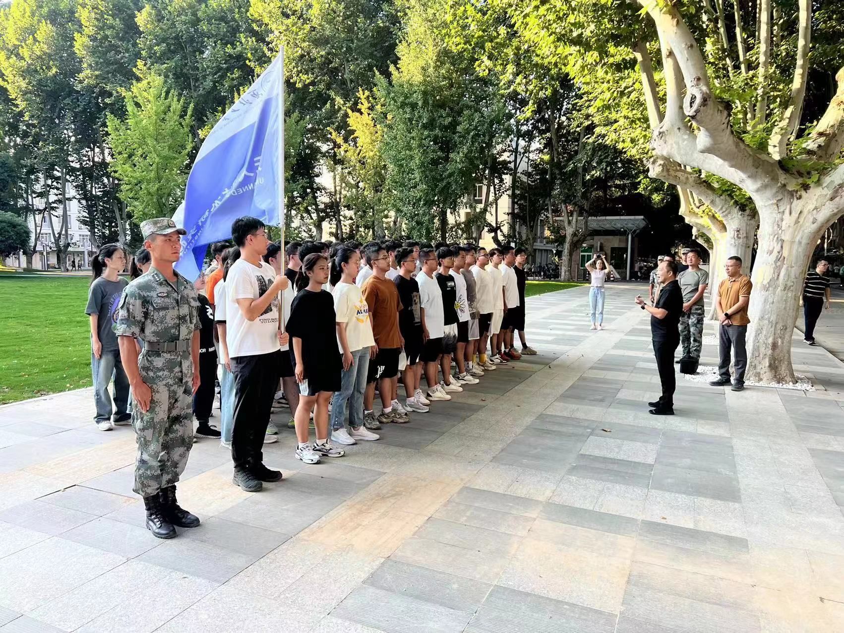 图片28.jpg
