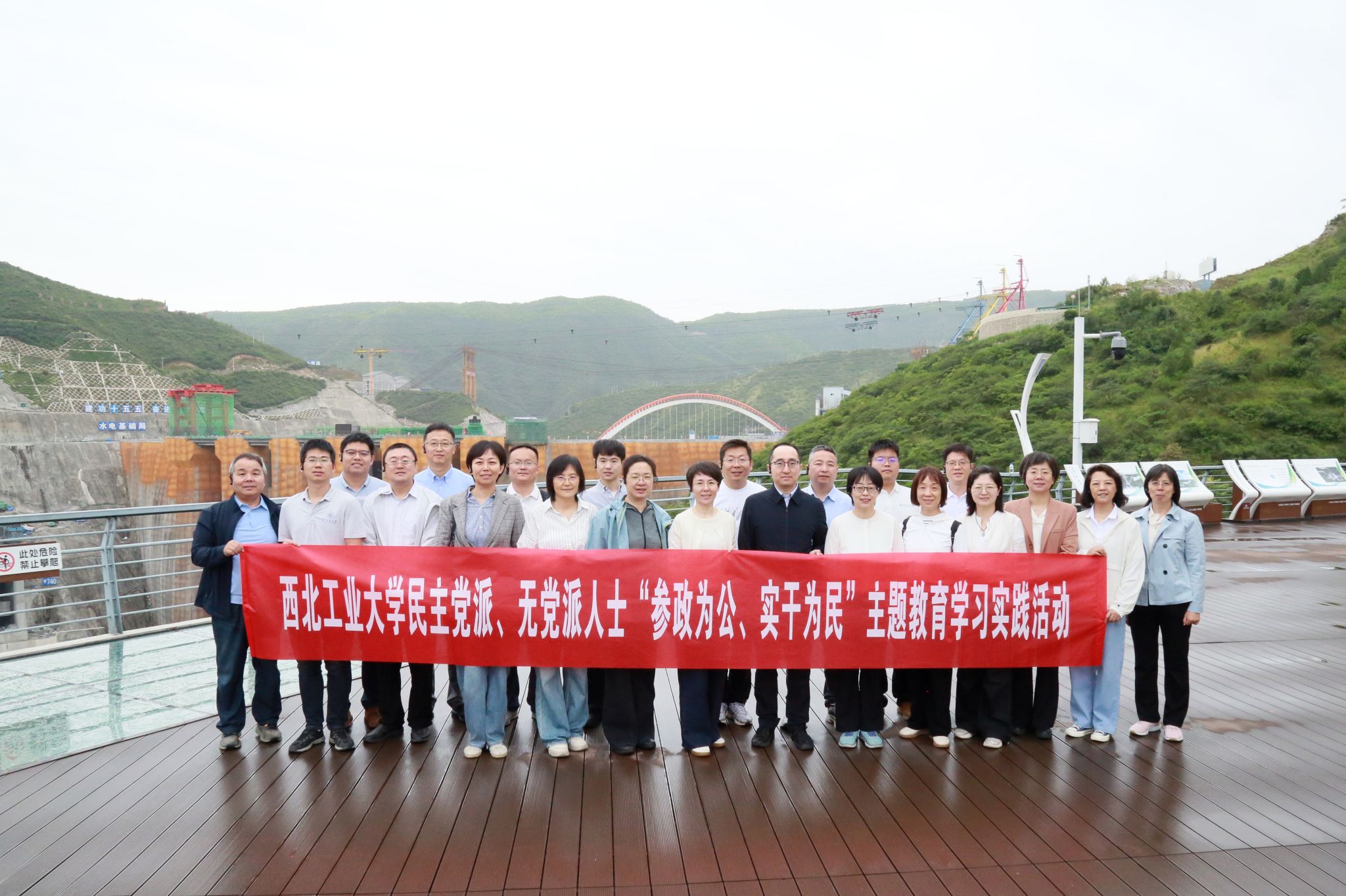 CD5A2600_副本.jpg CD5A2600_副本.jpg
