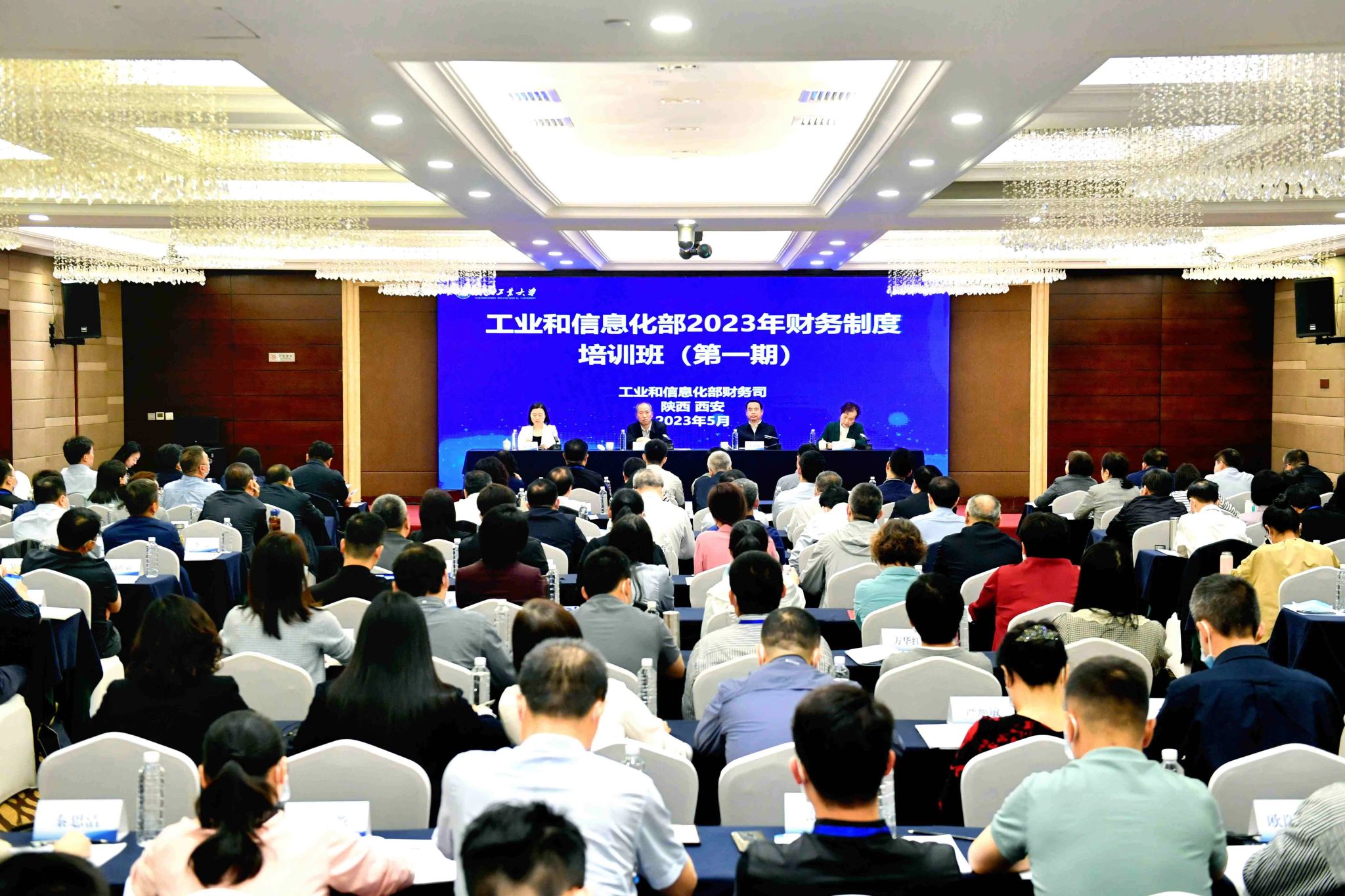 图1.jpg